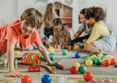 Çocuk Oyun Alanları